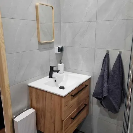 Holiday home Letniskowy Pietrowy Na Kaszubach Jezioro Ostrow Mausz *