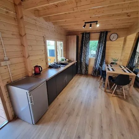 Holiday home Letniskowy Pietrowy Na Kaszubach Jezioro Ostrow Mausz *