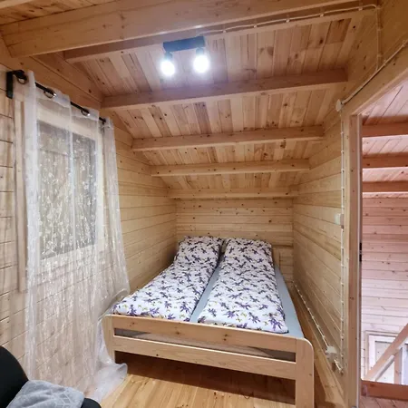 Letniskowy Pietrowy Na Kaszubach Jezioro Ostrow Mausz 別荘 Klodno (Pomerania)