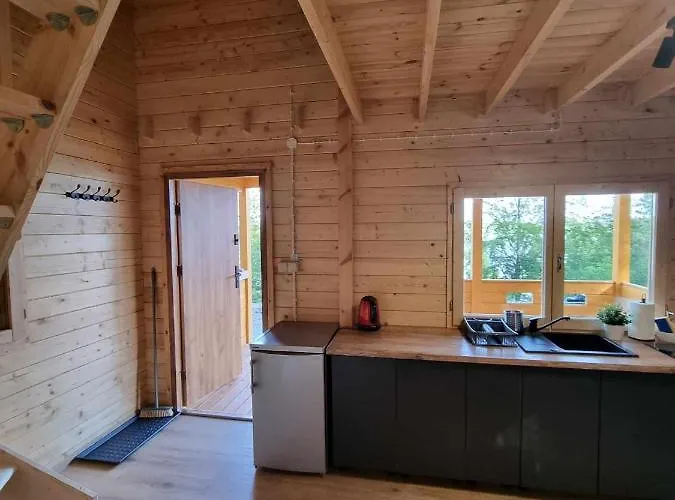 Letniskowy Pietrowy Na Kaszubach Jezioro Ostrow Mausz 別荘