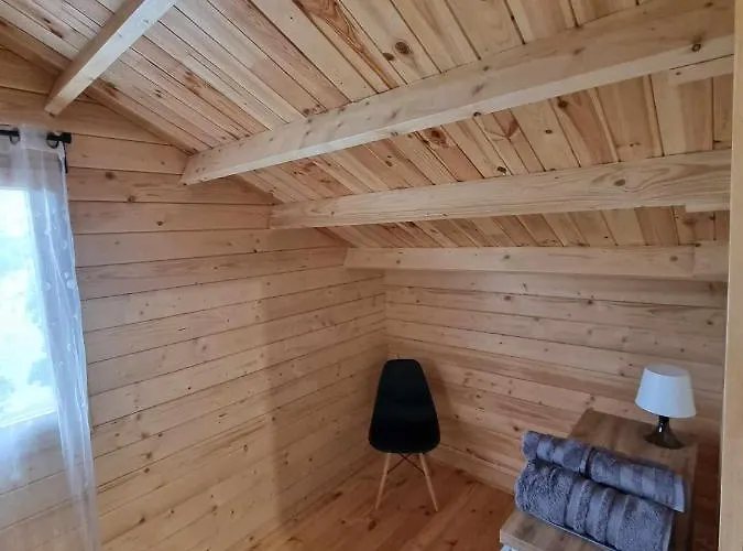 Letniskowy Pietrowy Na Kaszubach Jezioro Ostrow Mausz 別荘 *