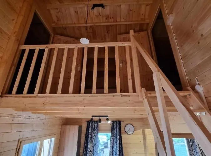 別荘 Letniskowy Pietrowy Na Kaszubach Jezioro Ostrow Mausz